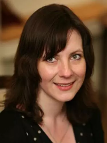 Ruth Scurr
