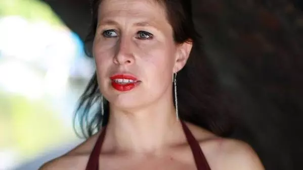 Dr Dana Mills